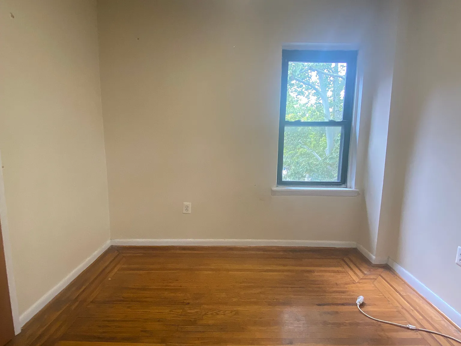 4204 Baltimore Ave — Photo 2