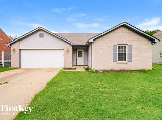11346 Sweetleaf Dr, Indianapolis, IN 46235