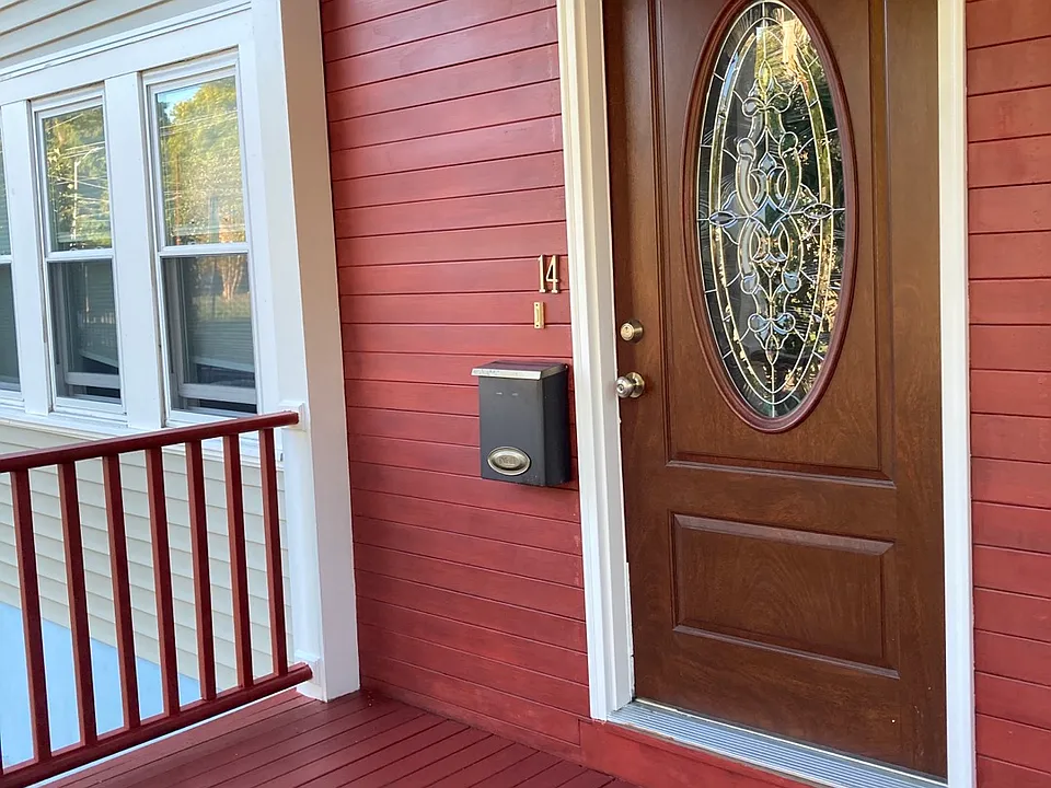 14 Aberdeen Ave #B1