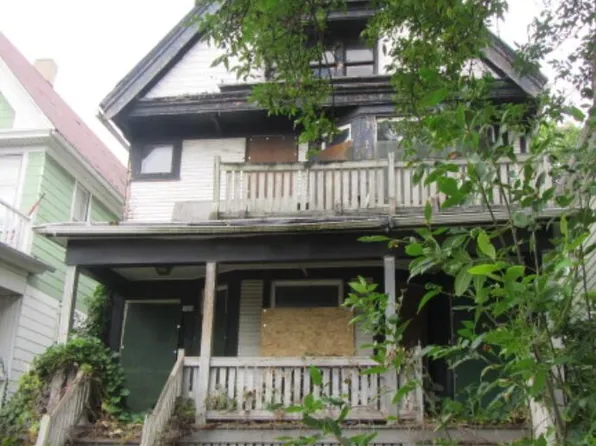 2324 West Clarke STREET #2326, Milwaukee, WI 53206