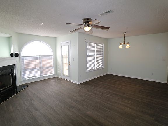 5th image of 214 Quietwood Dr