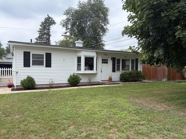 704 Garwood St, Mount Pleasant, MI 48858