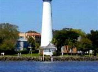 10 Davis Ln, Saint Simons Island, GA 31522