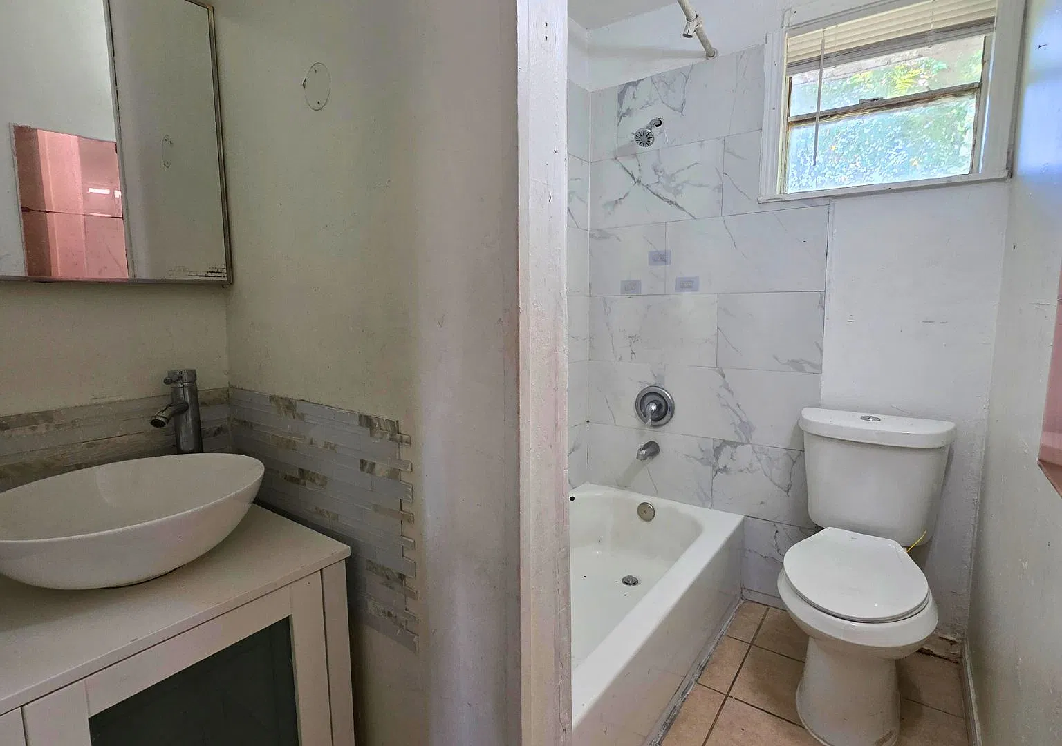 2 bed, 1000 sqft, $1,295 — Photo 4