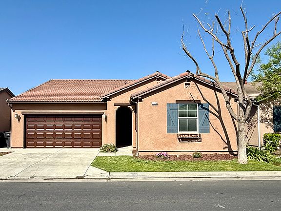 2nd image of 2314 Chardonnay Pl