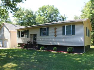 193 Klatte Rd, Hermon, ME 04401