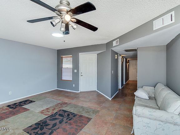 2nd image of 6614 W Poinsettia Dr