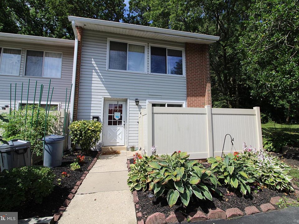 1st image of 14 Thistle Ct