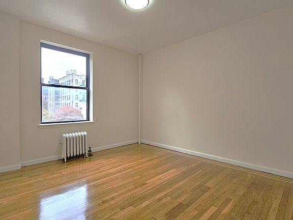5th image of 536 Fort Washington Ave #3R