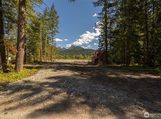 103 Maple Pl, Packwood, WA 98361