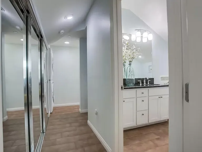 817 Ostend Ct — Photo 22