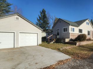300 E Lake St, Mount Shasta, CA 96067
