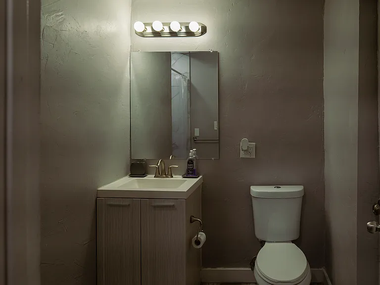 1155 N Bryant Ave #2 — Photo 14