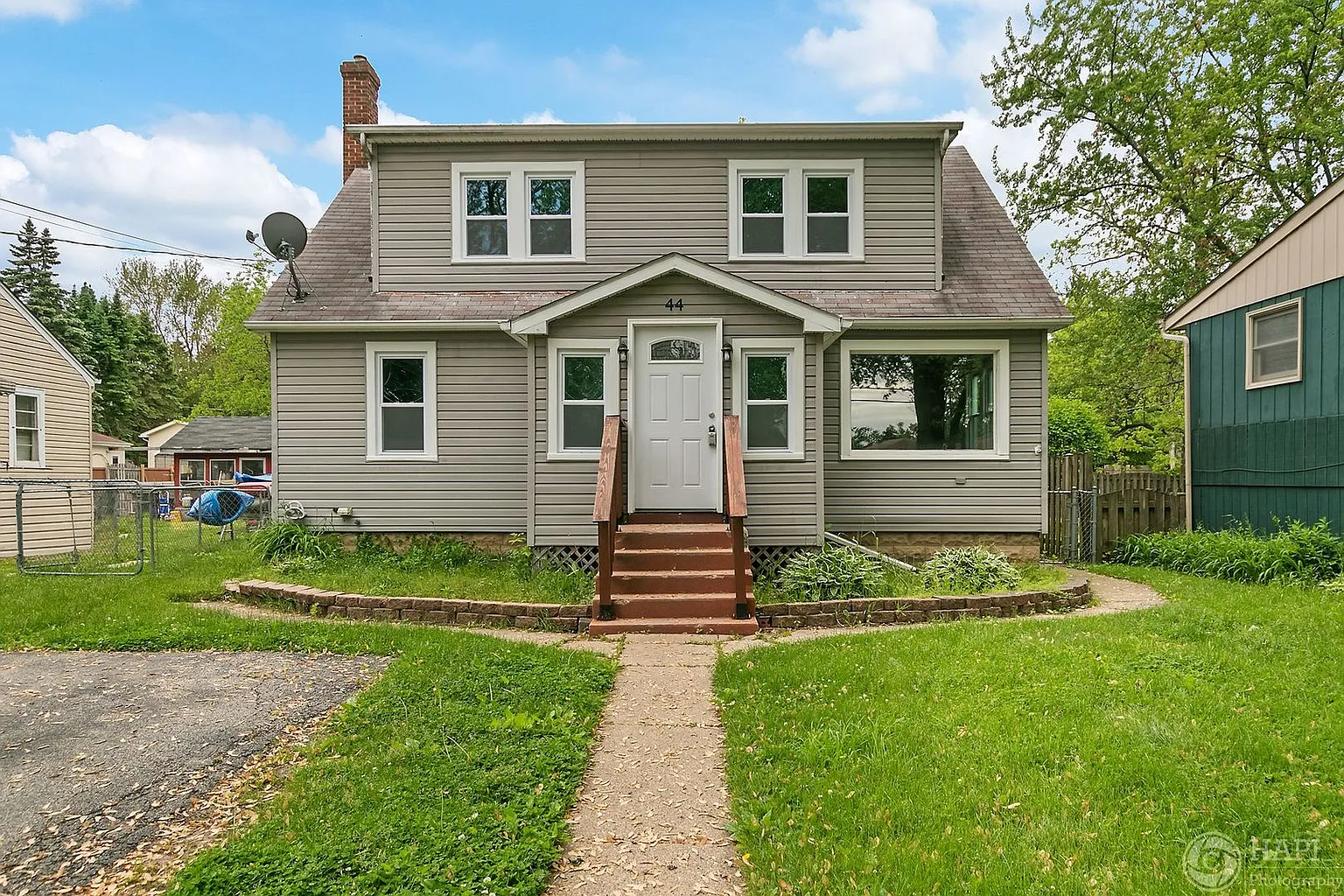 44 Lippincott Rd photo 1