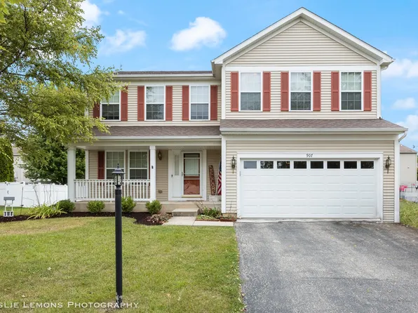 907 Walnut Dr, Kirkland, IL 60146