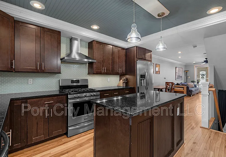 14 N Streeper St — Photo 22
