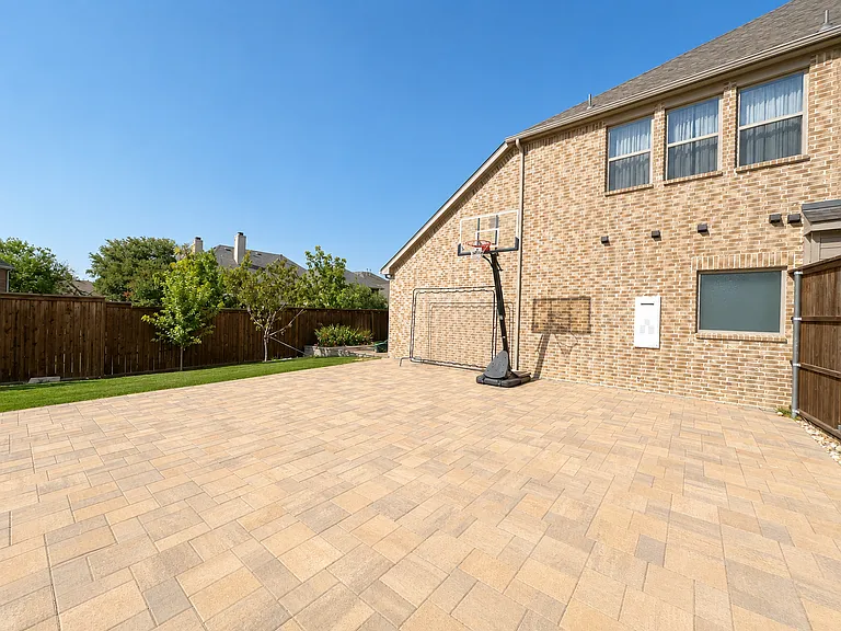 2042 Farmhouse Way — Photo 34