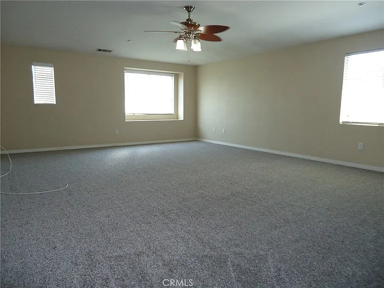 1093 Tangerine Dr — Photo 18