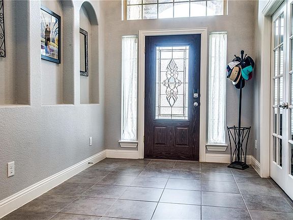 5th image of 15908 Langsdale St