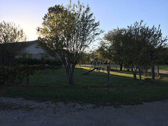 4th image of 2374 Fm 3043