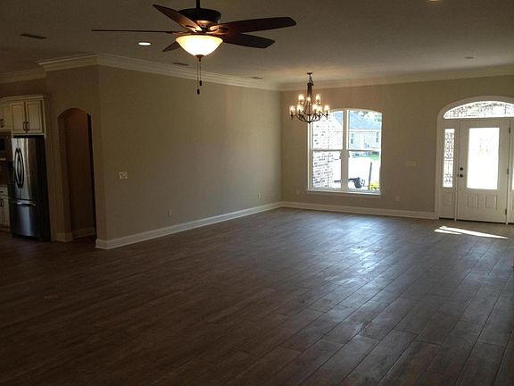 2nd image of 302 Blue Marlin Ct