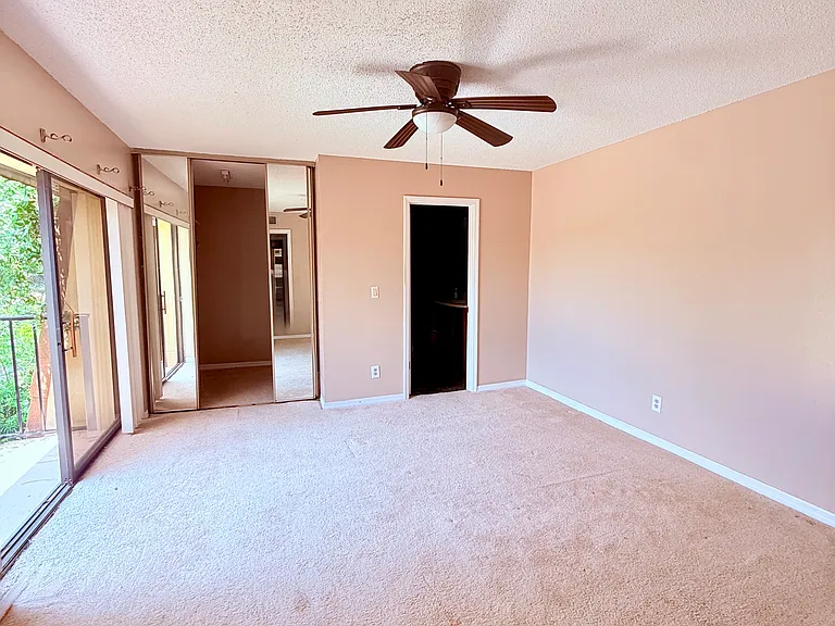 5257 Coral Ct — Photo 8