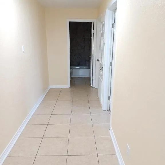 730 Aransas Ave #3 — Photo 4
