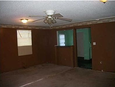 2nd image of 2088 Highway 35