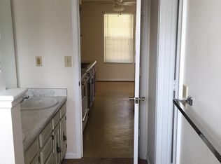 3520 Park Row Dr APT 8, Shively, KY 40216