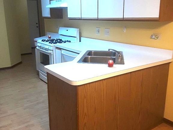 3rd image of 1123 Orleans Dr