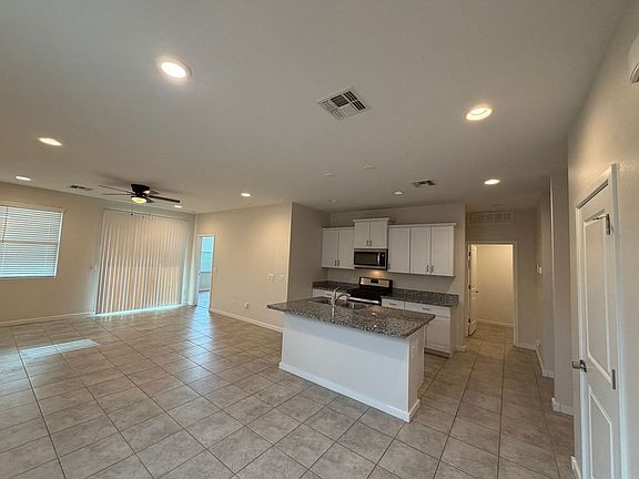 4th image of 36987 N Sidewinder Dr
