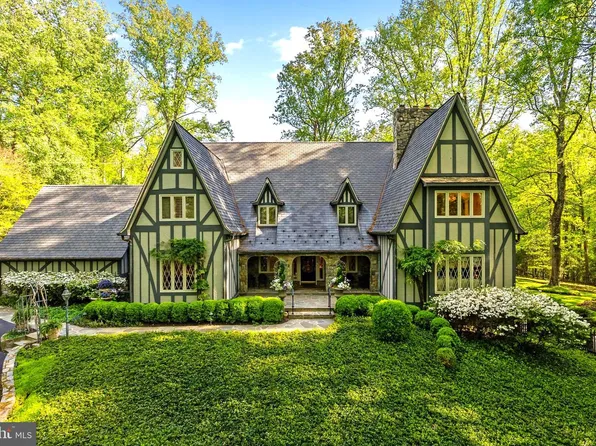10205 Cedar Pond Dr, Vienna, VA 22182