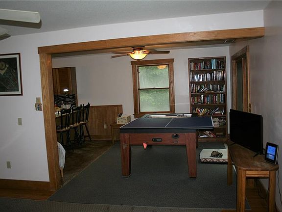 5th image of 10 Bates Trl