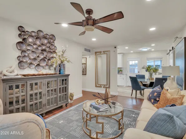 5222 S 14TH Way, Phoenix, AZ 85040