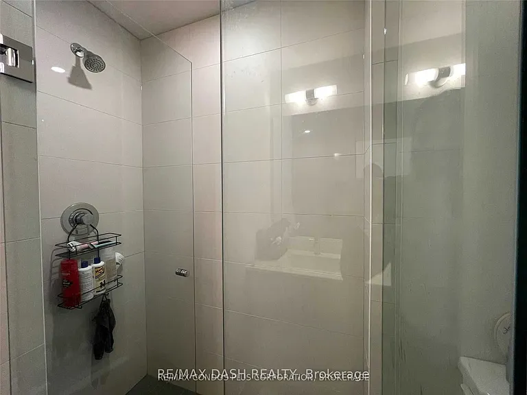 27 Bathurst St #902W — Photo 26