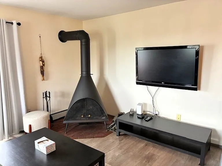 180 Evergreen Rd #E-301 — Photo 6