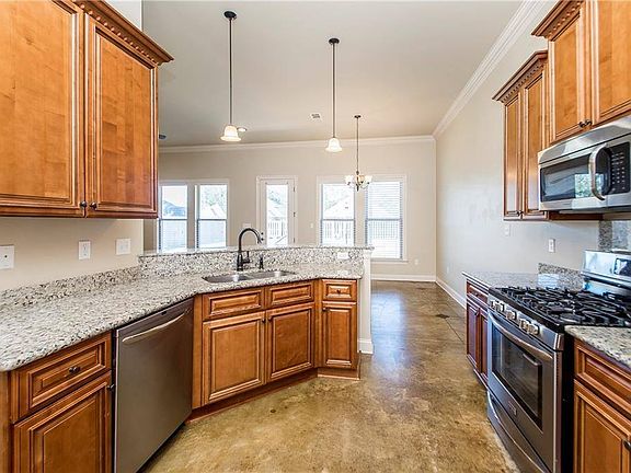 3rd image of 40174 Olde Mill Ln