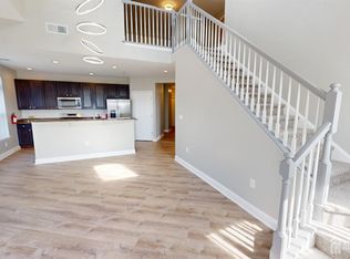 6403 Fernandez Ct, Parlin, NJ 08859
