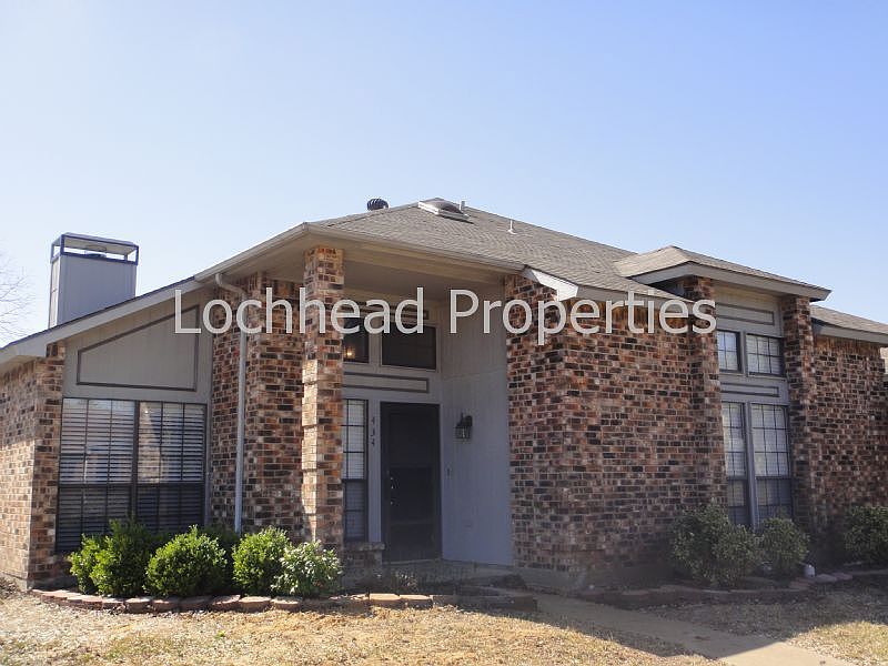1st image of 434 Running Brook Ln