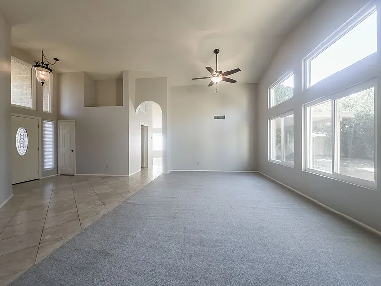 152 W La Vieve Ln — Photo 6