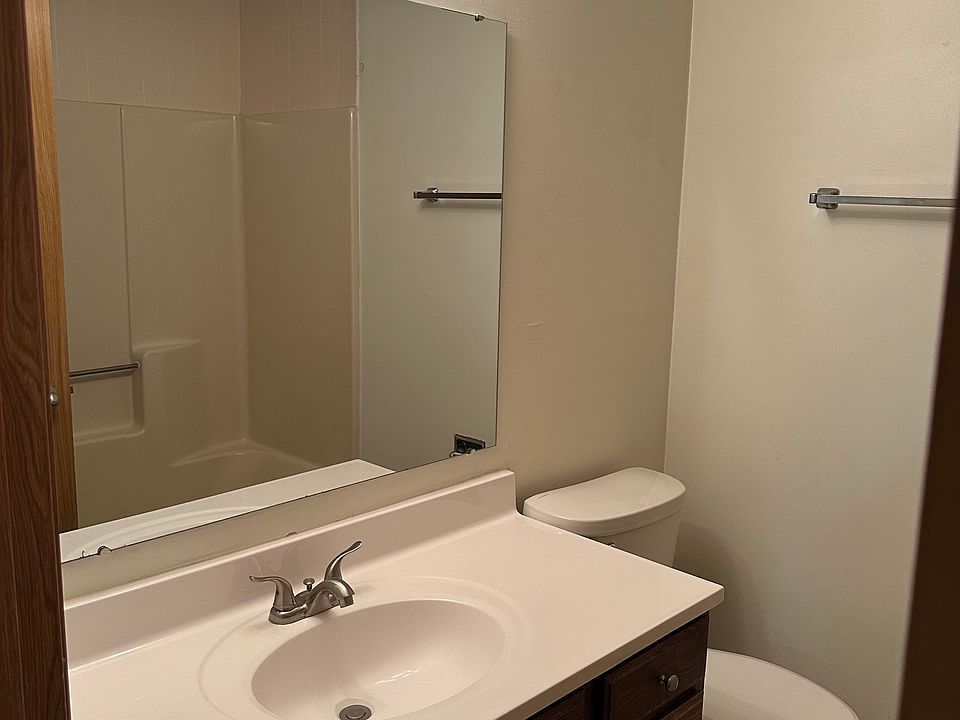 1st image of 248 Cambridge Ln #248