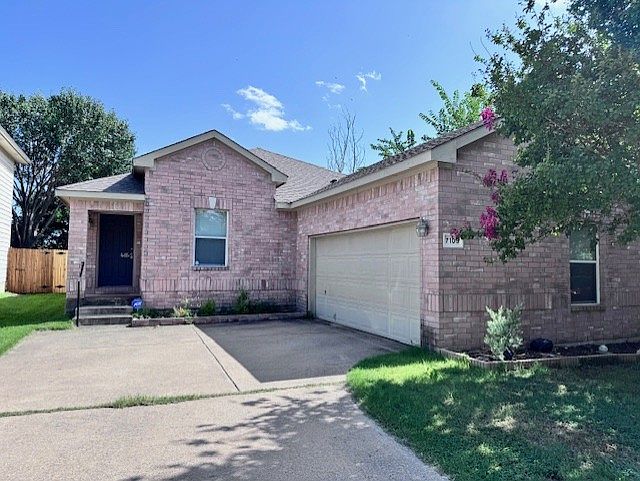 1st image of 7109 Bountiful Grove Dr