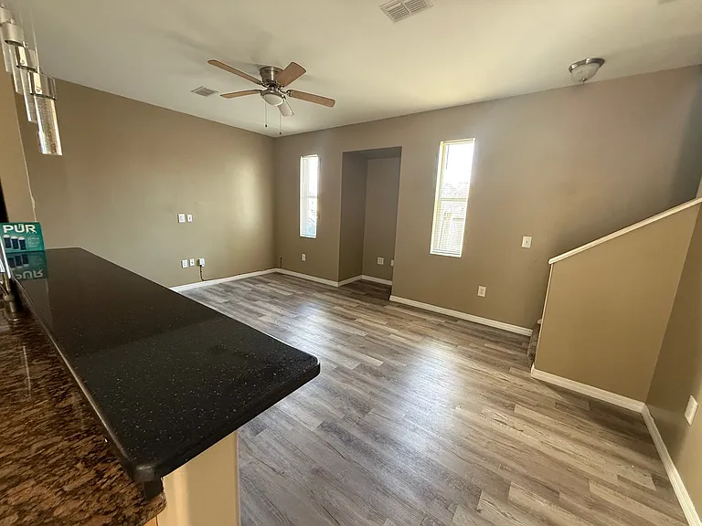 6156 Nantucket Ln — Photo 4