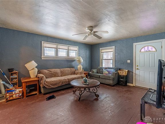 4th image of 637 Gramont Ave
