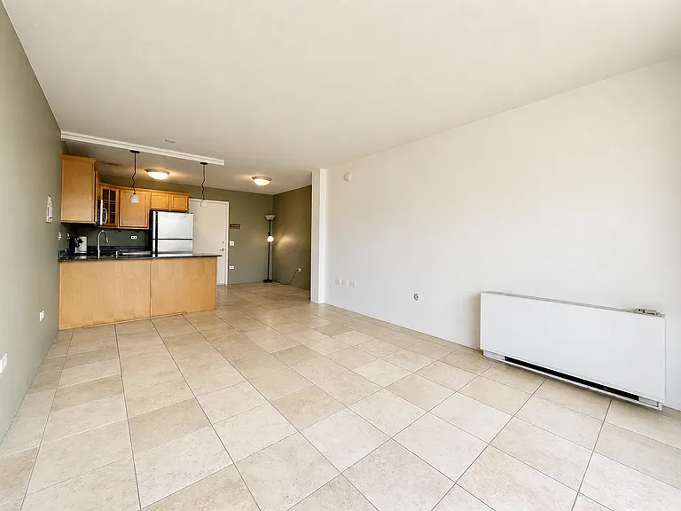 909 Logan St #9ER — Photo 12