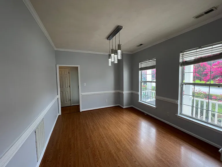 6206 Winthrope Dr — Photo 5
