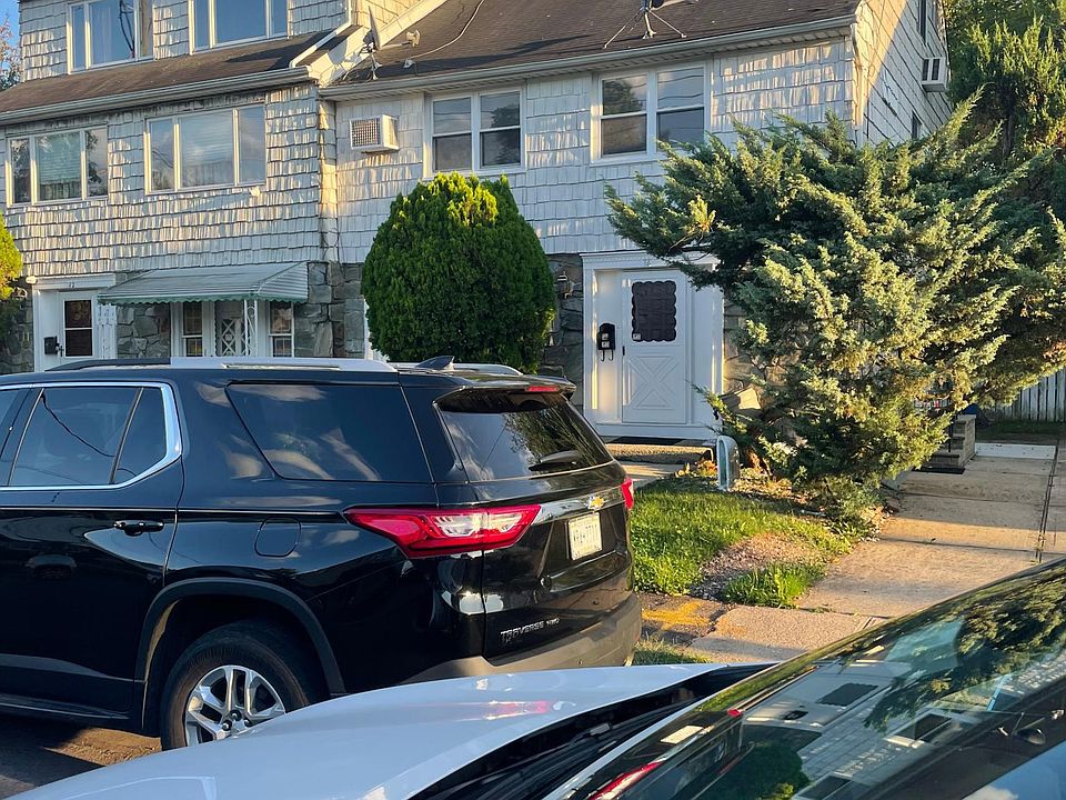 1st image of 14 Carnegie Ave