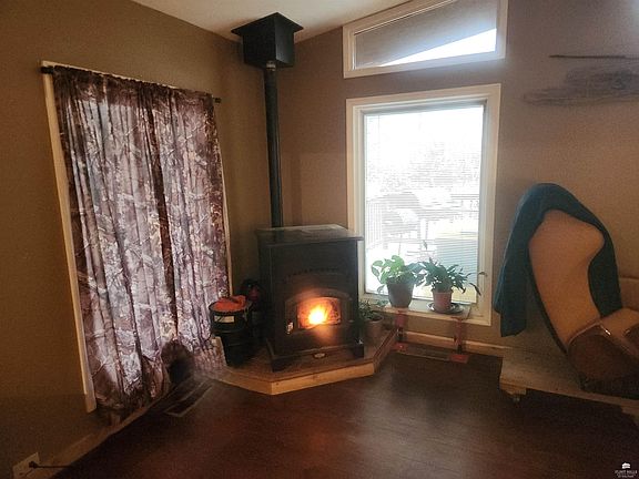 3rd image of 9110 Blue Ridge Rd