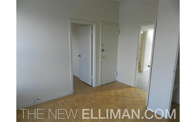 Rented by Douglas Elliman | media 15