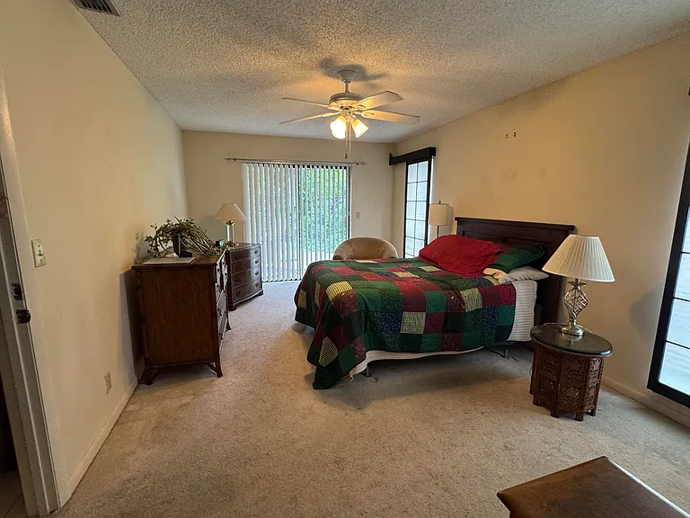 11894 Suellen Cir — Photo 11